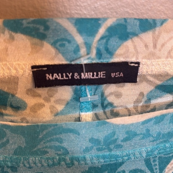 Nally & Millie ONE SIZE turquoise cream patterned top blouse asymmetrical - Picture 2 of 8